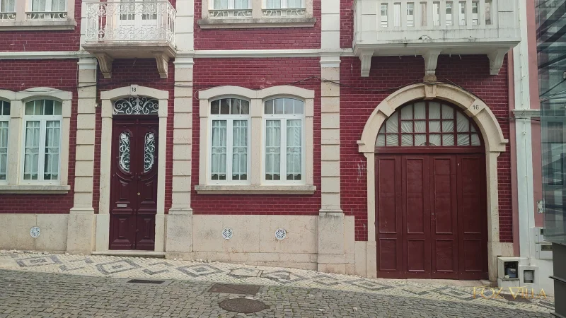 Mansión Señorial de Prestigio en el Barrio Nuevo – Figueira da Foz